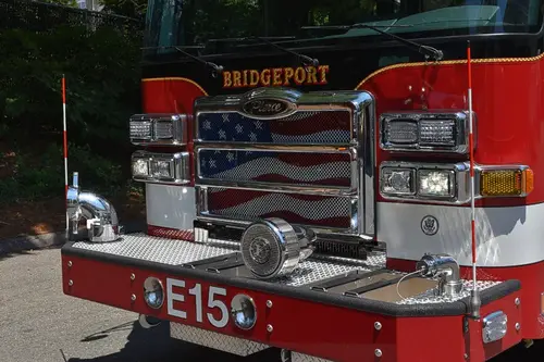 Pierce Enforcer Pumper exterior view, photo 10 of 31
