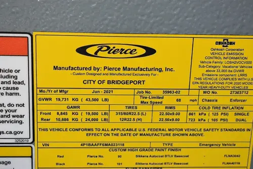 Pierce Enforcer Pumper exterior view, photo 13 of 31