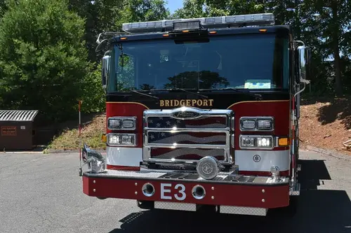 Pierce Enforcer Pumper exterior view, photo 9 of 31
