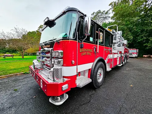 Pierce Enforcer Aerial exterior view, photo 17 of 40