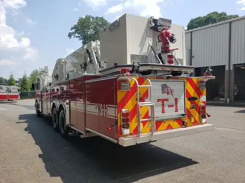 Pierce Arrow exterior view, photo 4 of 44