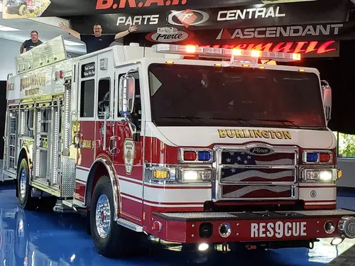 Pierce Velocity Pumper exterior view