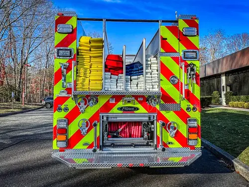 Pierce Enforcer Pumper exterior view, photo 20 of 37