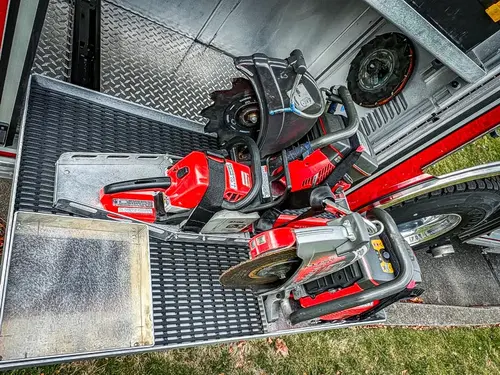 Pierce Enforcer Pumper exterior view, photo 21 of 56