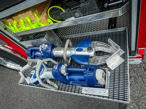 Pierce Enforcer Pumper exterior view, photo 29 of 56