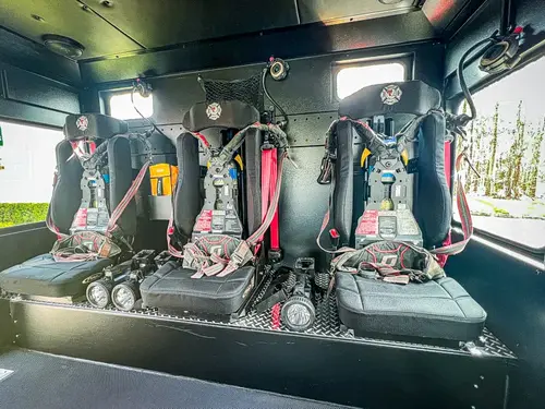 Pierce Enforcer Pumper exterior view, photo 44 of 56