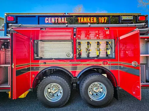 Pierce Saber Tanker exterior view, photo 18 of 42