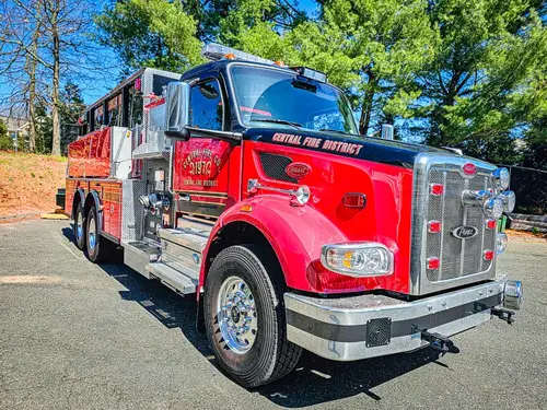 Pierce Saber Tanker exterior view, photo 5 of 42