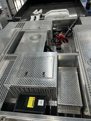 Pierce Enforcer Pumper exterior view, photo 38 of 39