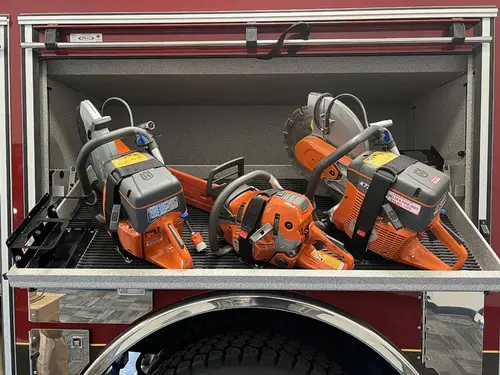 Pierce Enforcer Pumper exterior view, photo 9 of 39