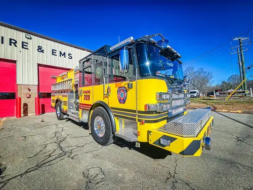 Pierce Enforcer Pumper exterior view, photo 38 of 65