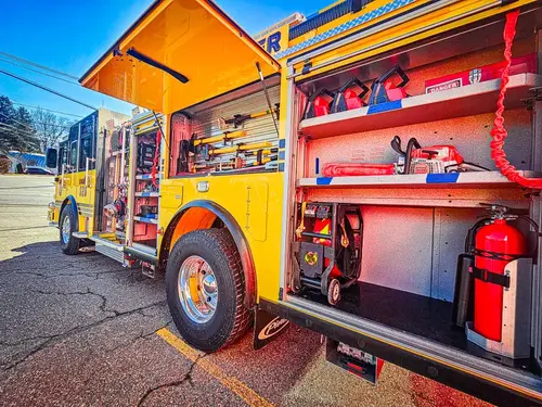 Pierce Enforcer Pumper exterior view, photo 44 of 65