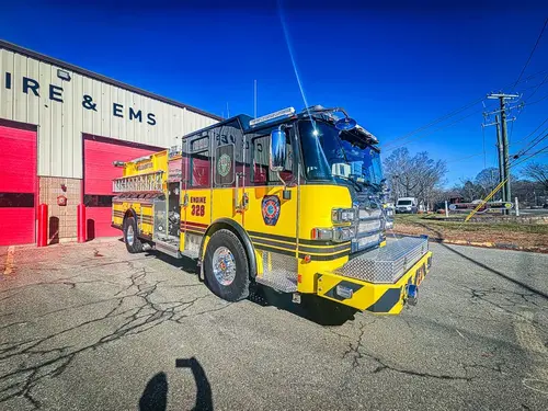 Pierce Enforcer Pumper exterior view, photo 49 of 65