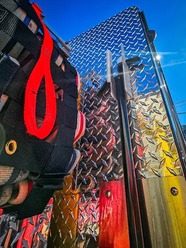 Pierce Enforcer Pumper exterior view, photo 62 of 65