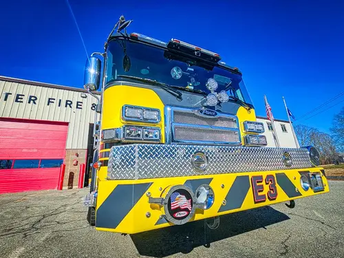 Pierce Enforcer Pumper exterior view, photo 64 of 65