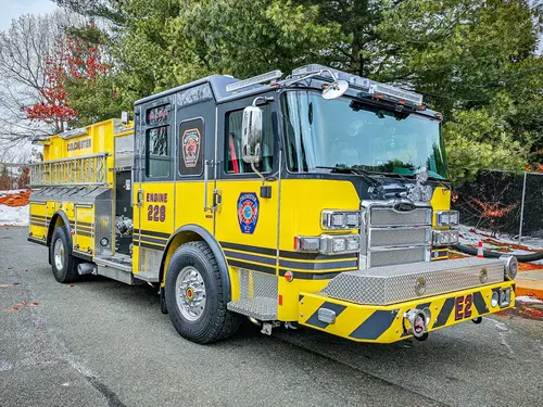 Pierce Enforcer Pumper exterior view