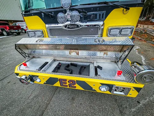Pierce Enforcer Pumper exterior view, photo 11 of 46