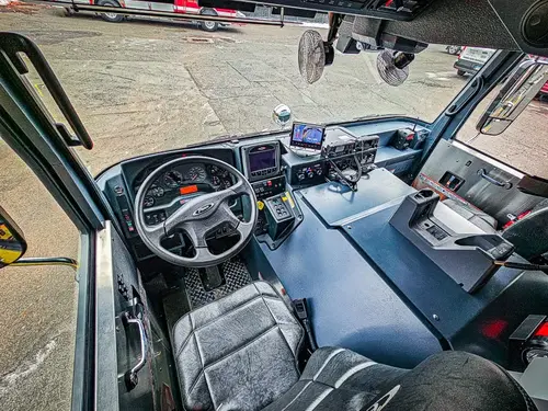 Pierce Enforcer Pumper exterior view, photo 27 of 46