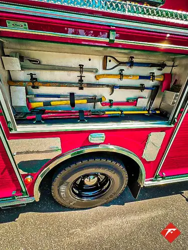 Pierce Enforcer Pumper exterior view, photo 21 of 46