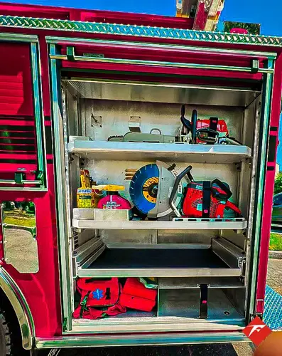 Pierce Enforcer Pumper exterior view, photo 22 of 46
