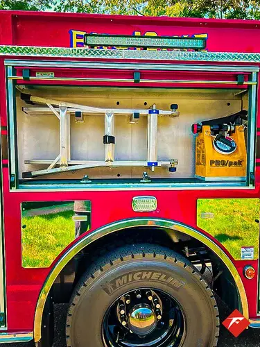Pierce Enforcer Pumper exterior view, photo 30 of 46