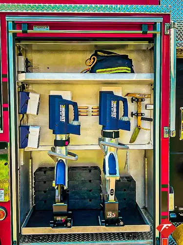 Pierce Enforcer Pumper exterior view, photo 31 of 46