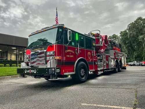 Pierce Enforcer Pumper exterior view, photo 14 of 49