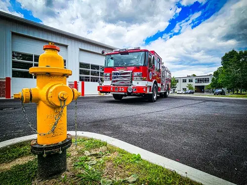 Pierce Saber Pumper exterior view, photo 50 of 55