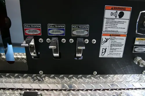 Pierce Arrow Pumper exterior view, photo 19 of 67