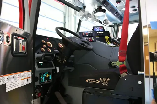 Pierce Arrow Pumper exterior view, photo 54 of 67