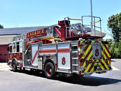 Pierce Enforcer Aerial exterior view, photo 2 of 25