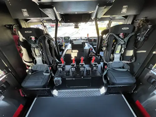 Pierce Enforcer Rescue Pumper exterior view, photo 13 of 31