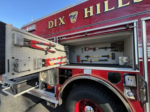 Pierce Enforcer Rescue Pumper exterior view, photo 7 of 31