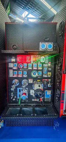 Pierce Enforcer Pumper exterior view, photo 28 of 45