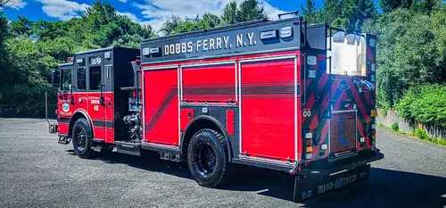 Pierce Enforcer Pumper exterior view, photo 4 of 45