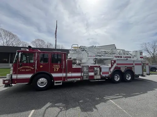 Pierce Enforcer Aerial exterior view