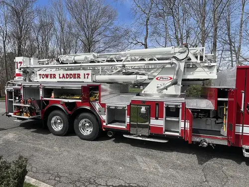 Pierce Enforcer Aerial exterior view, photo 7 of 29