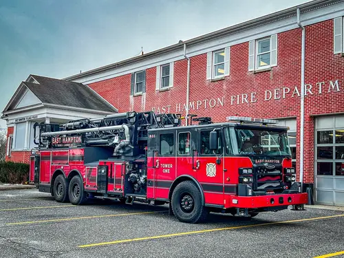 Pierce Arrow Aerial exterior view
