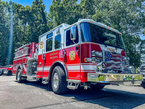 Pierce Enforcer Pumper exterior view