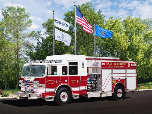 Pierce Arrow Pumper exterior view