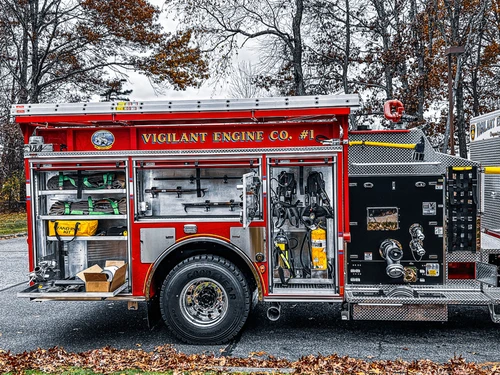Pierce Enforcer Pumper exterior view, photo 18 of 42