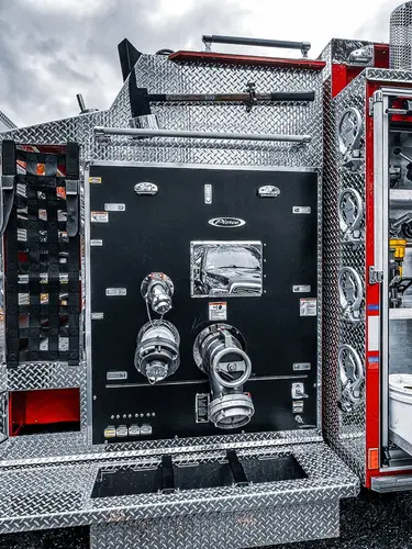 Pierce Enforcer Pumper exterior view, photo 22 of 42