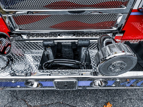 Pierce Enforcer Pumper exterior view, photo 41 of 42