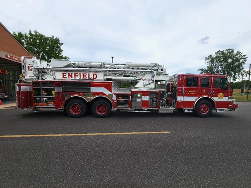 Pierce Velocity Aerial exterior view, photo 13 of 28