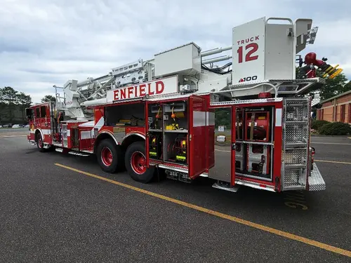 Pierce Velocity Aerial exterior view, photo 4 of 28
