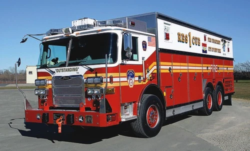 Pierce Arrow Pumper exterior view