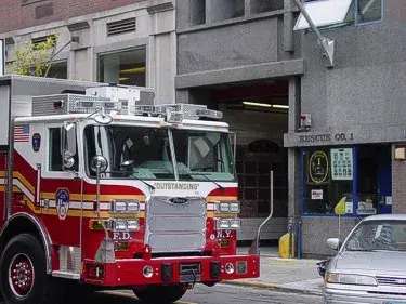 Pierce Arrow Pumper exterior view, photo 6 of 36