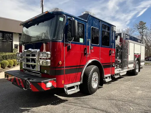 Pierce Enforcer Pumper exterior view