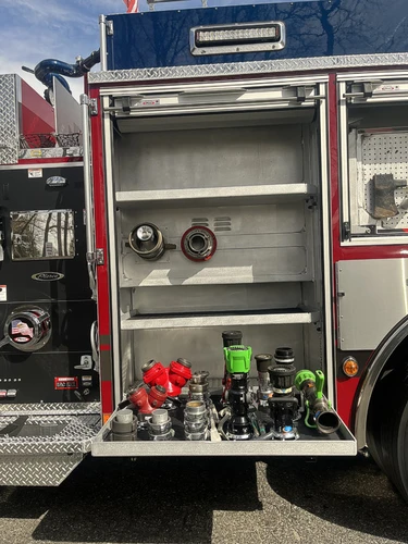 Pierce Enforcer Pumper exterior view, photo 10 of 28