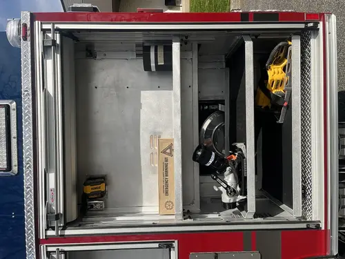 Pierce Enforcer Pumper exterior view, photo 13 of 28
